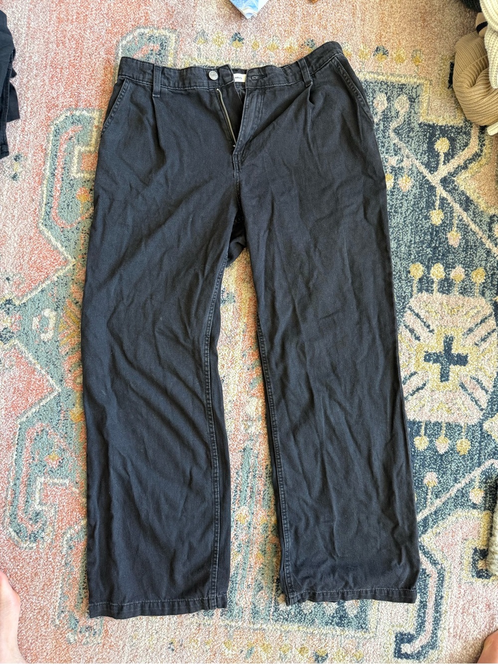 Black Mango relaxed fit jeans size 8